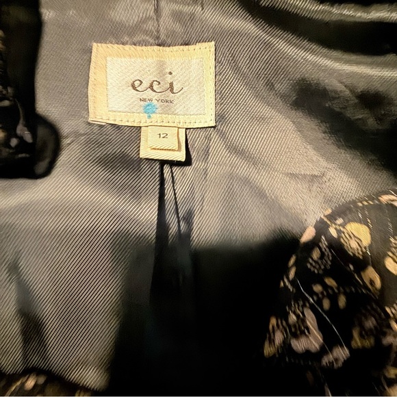 ECI New York Black Floral Blouse - Picture 6 of 7